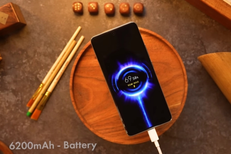 Battery and charging
